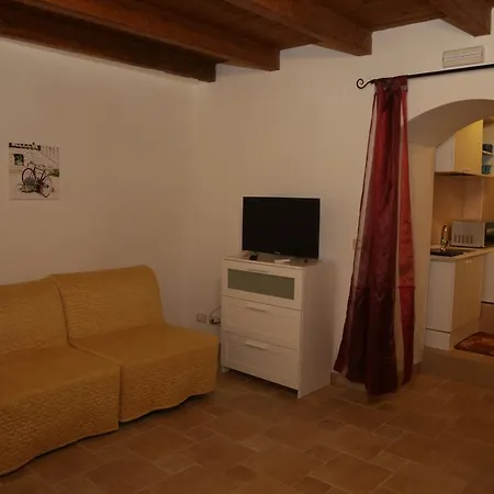 Vecchiabari Apartment *